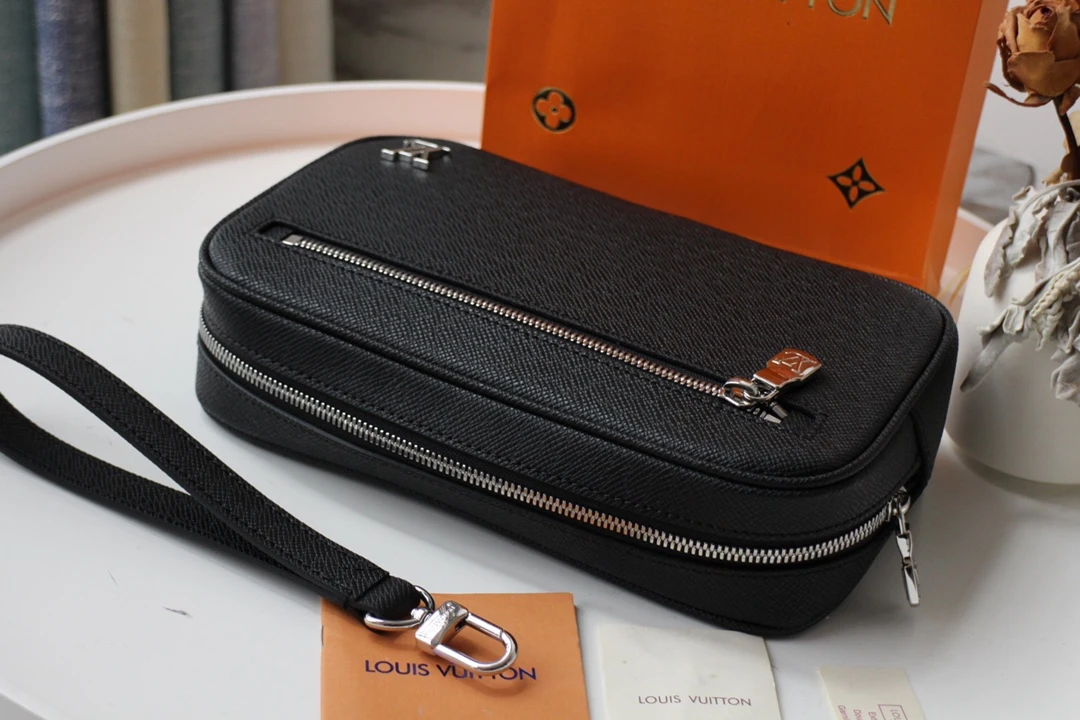 Louis Vuitton POCHETTE KASAI M30441 3 13252156536237698