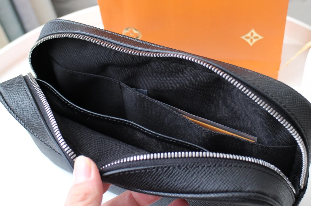 Louis Vuitton POCHETTE KASAI M30441 7 13252156540310024