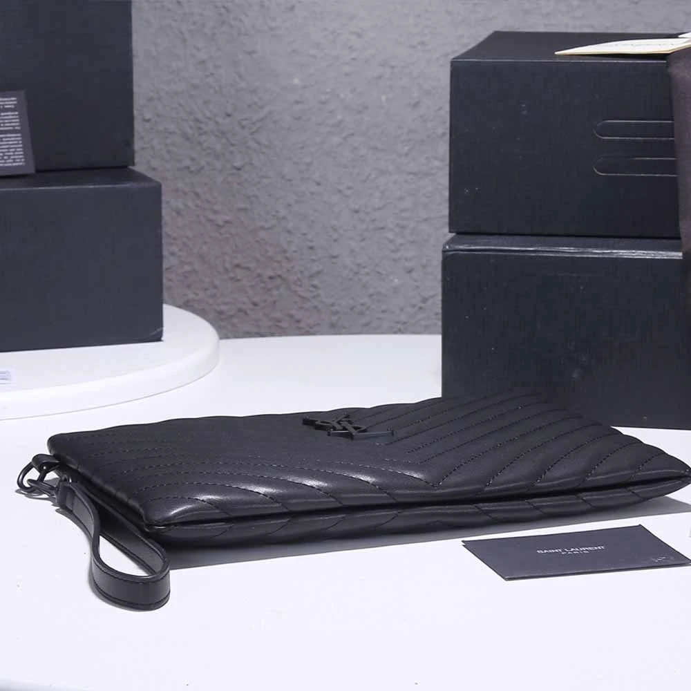 YSL MONOGRAM TABLET POUCH IN MATELASSe LEATHER 1850 19 1850-18