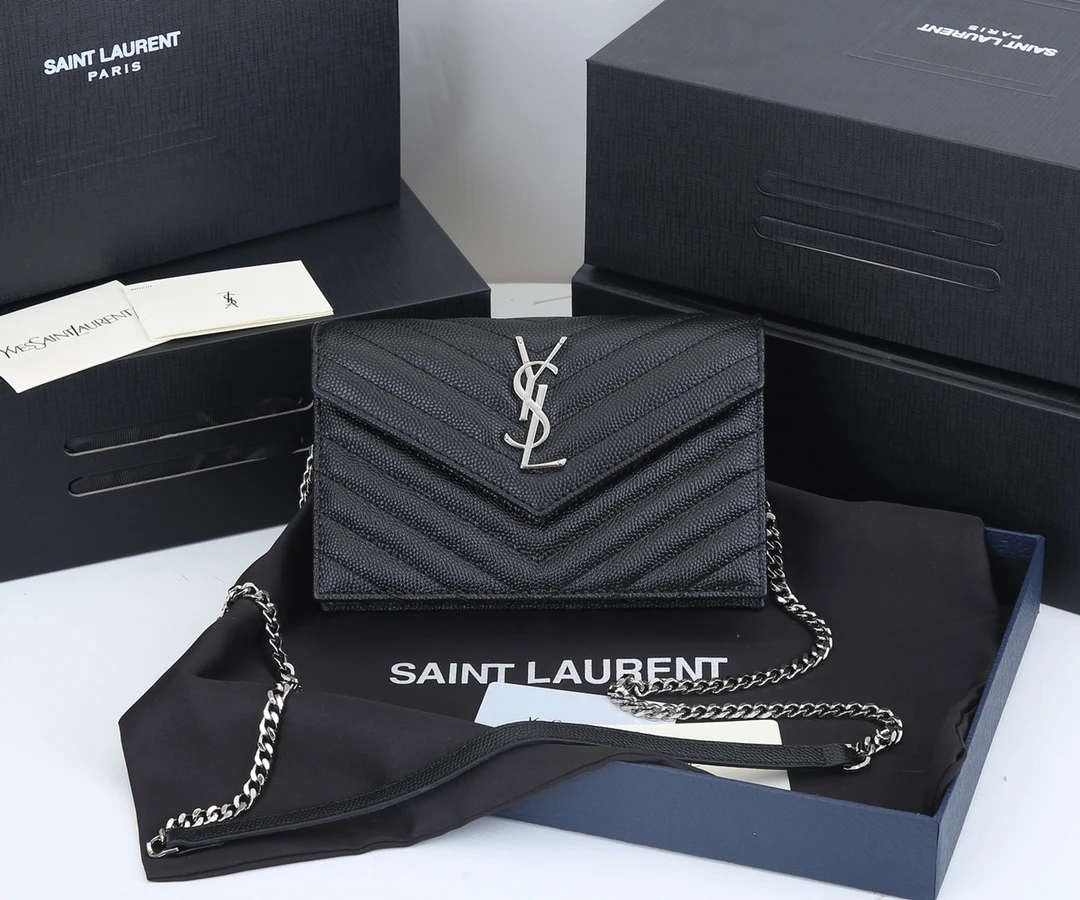 YSL ENVELOPE CHAIN WALLET IN GRAIN DE POUDRE EMBOSSED LEATHER 1888 11 1888-10
