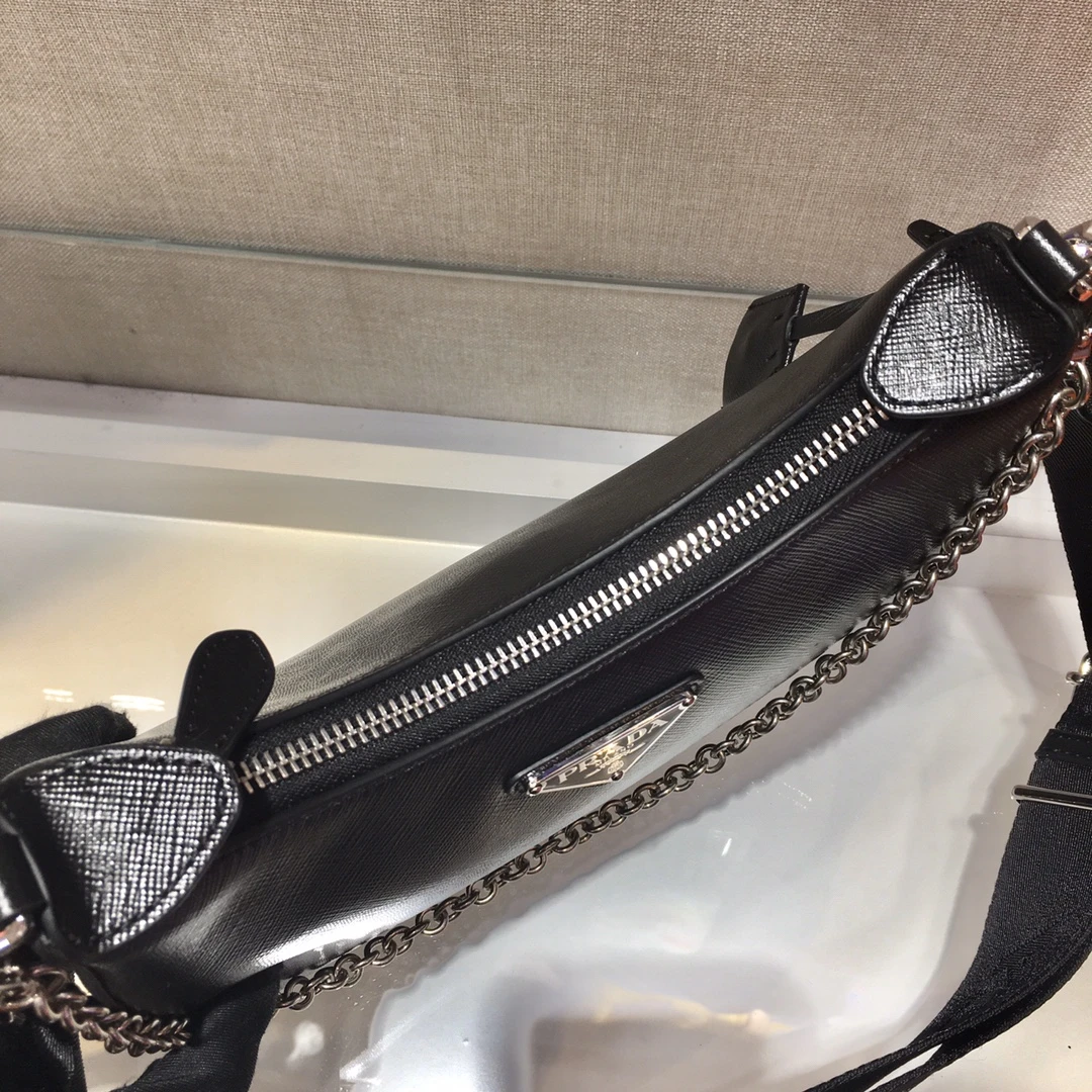 Prada Silver Re-Edition 2005 Saffiano leather bag 1BH204 4 BH