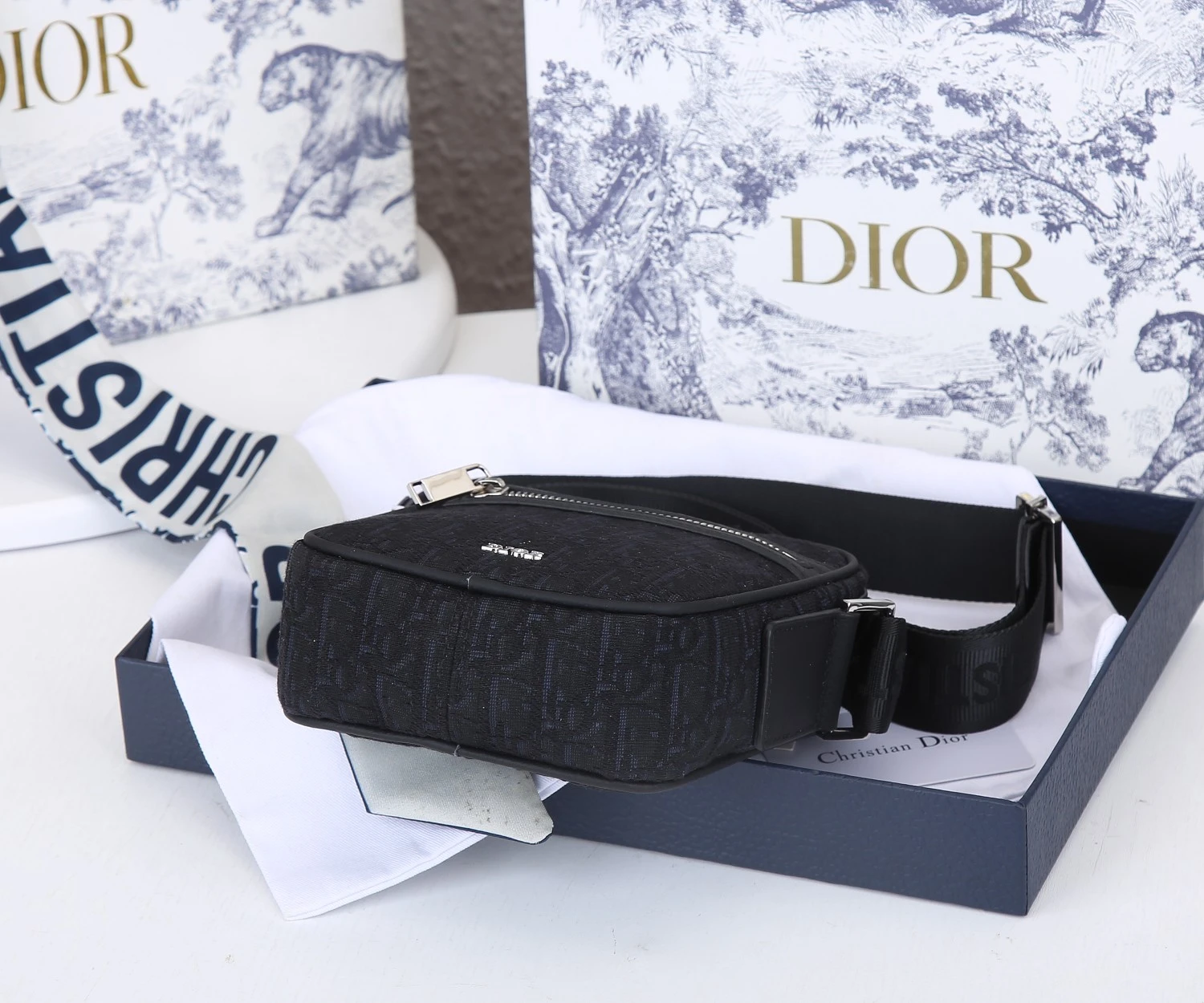 Dior MESSENGER POUCH Black/Beige 8 ESPO