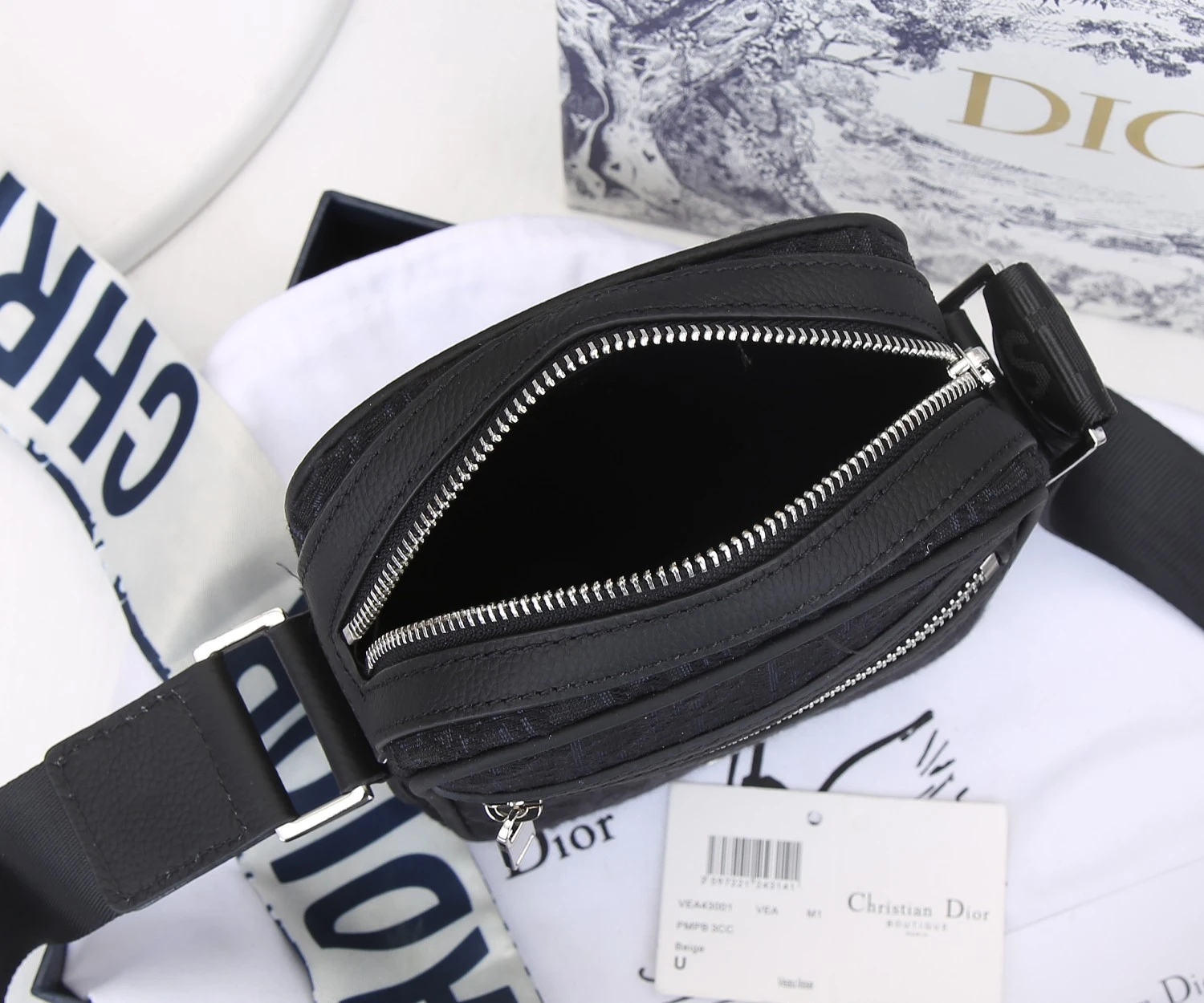 Dior MESSENGER POUCH Black/Beige 9 ESPO
