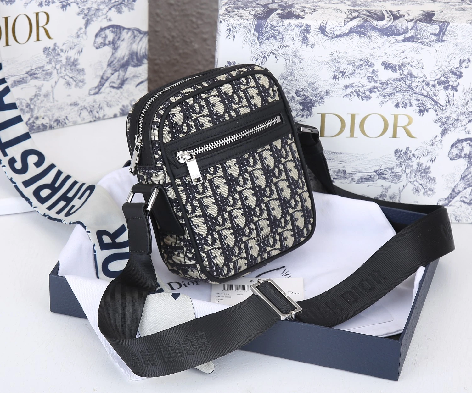 Dior MESSENGER POUCH Black/Beige 1 ESPO