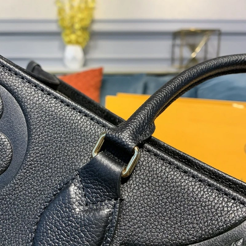 Louis Vuitton ONTHEGO GM-M44925 41CM Black 3 20200614_152657_032