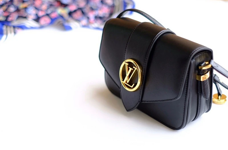 Louis Vuitton PONT 9 M55948 BLK 5 20200617_172221_005