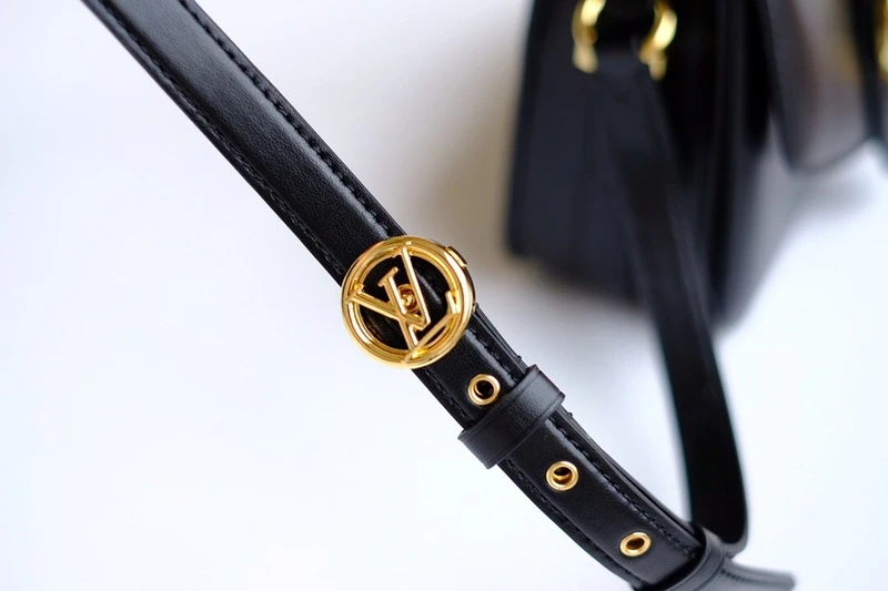 Louis Vuitton PONT 9 M55948 BLK 2 20200617_172221_008