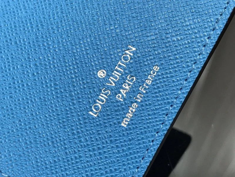 Louis Vuitton Brazza Wallet Blue Monogram 3 20200910_190240_112