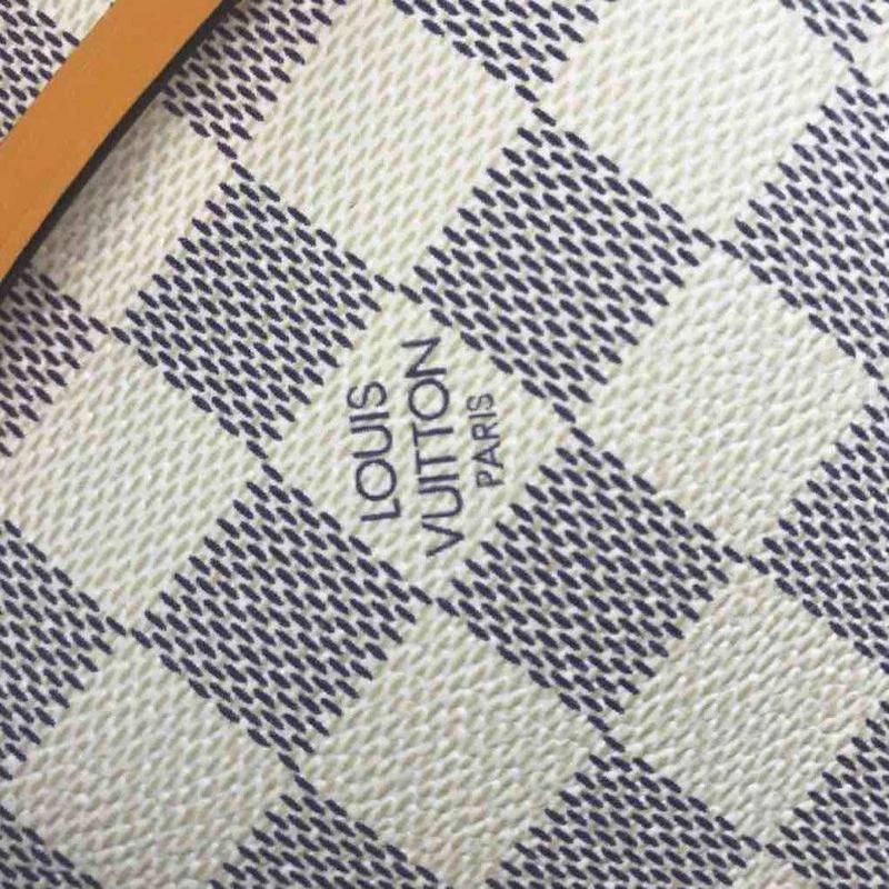 Louis Vuitton NeONOe MM M44022 WHITE PLAID 15 20201222_141017_011