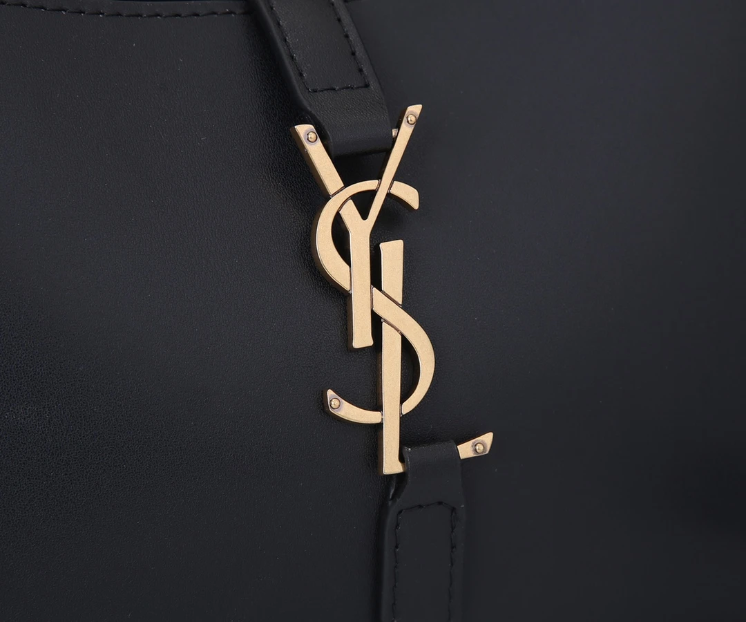 YSL LE 5 a 7 HOBO BAG IN SMOOTH LEATHER 2024 5 2024-5-1