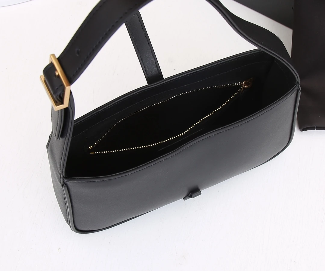 YSL LE 5 a 7 HOBO BAG IN SMOOTH LEATHER 2024 8 2024-8-1