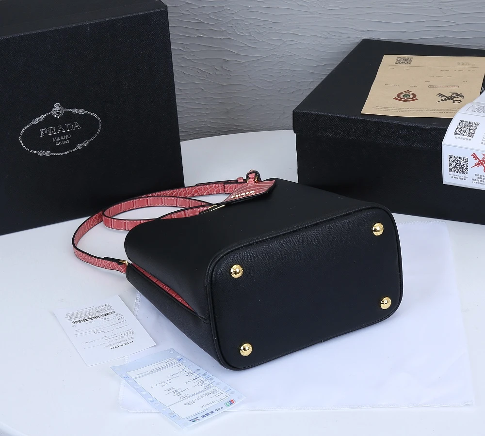 Prada Spectrum leather bag 20FW 7 FW