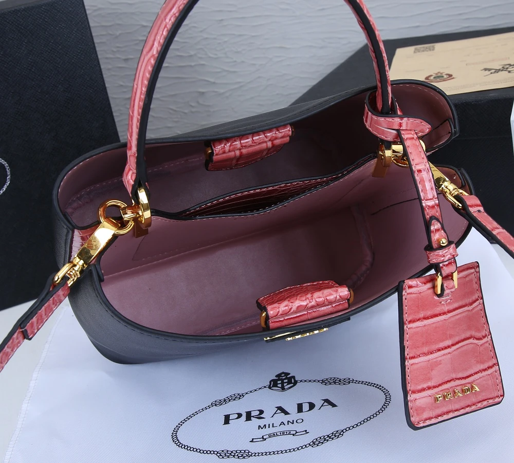 Prada Spectrum leather bag 20FW 9 FW