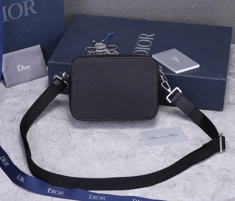 Dior AAA-Men’s Pouch 4 CABC