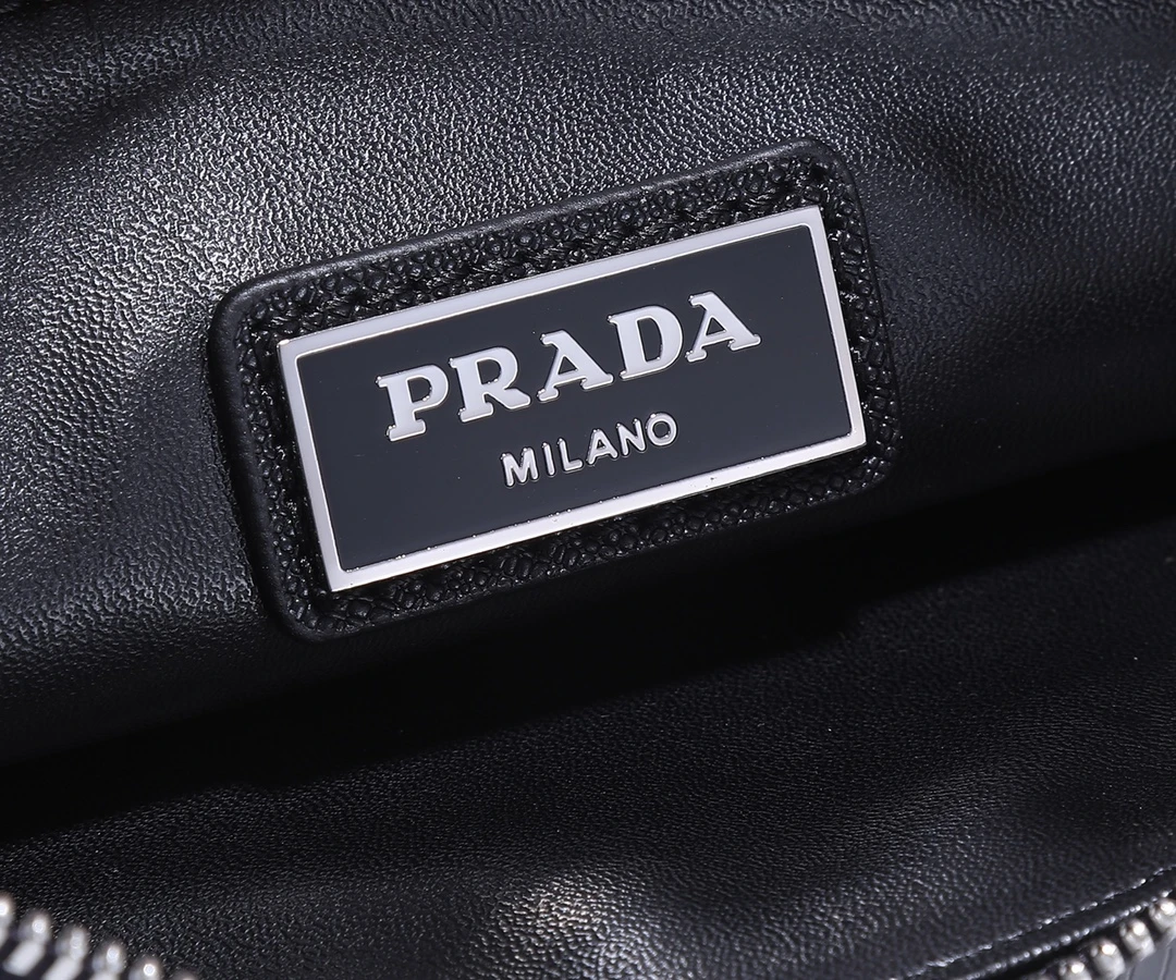 Prada AAA-Saffiano Leather Pouch 2NG016 16 NG