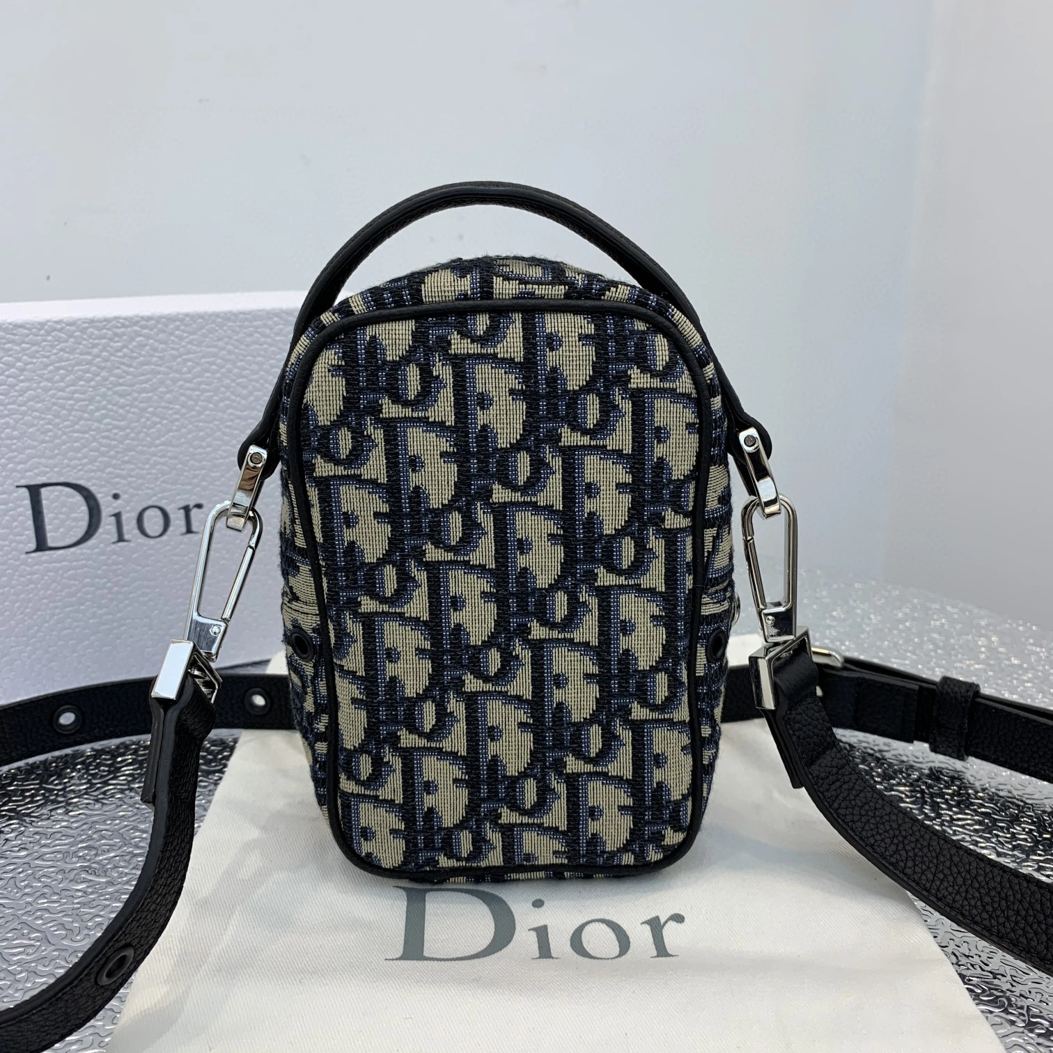 Dior Men’s Pouch phone bag 3 OBCA