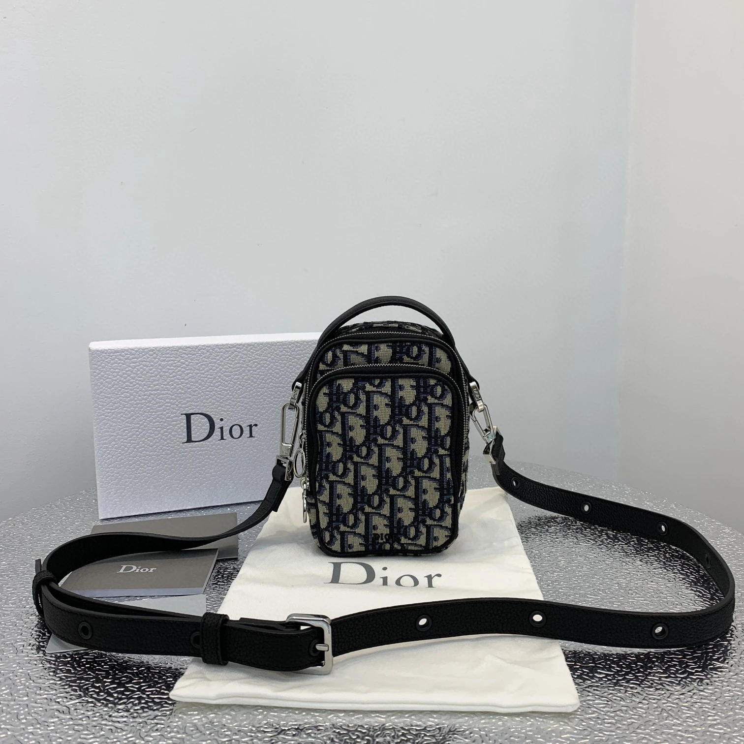 Dior Men’s Pouch phone bag 1 OBCA