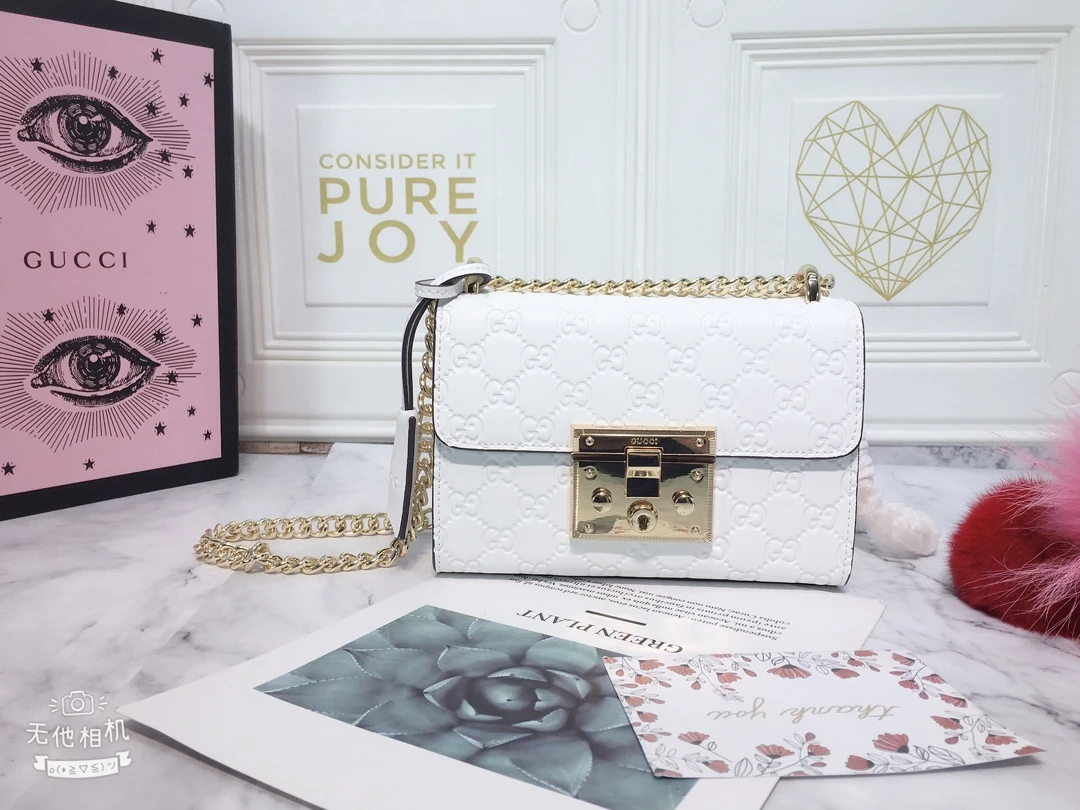 Gucci Padlock small Signature shoulder bag 409487 14 409487-19