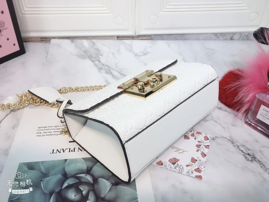 Gucci Padlock small Signature shoulder bag 409487 16 409487-22