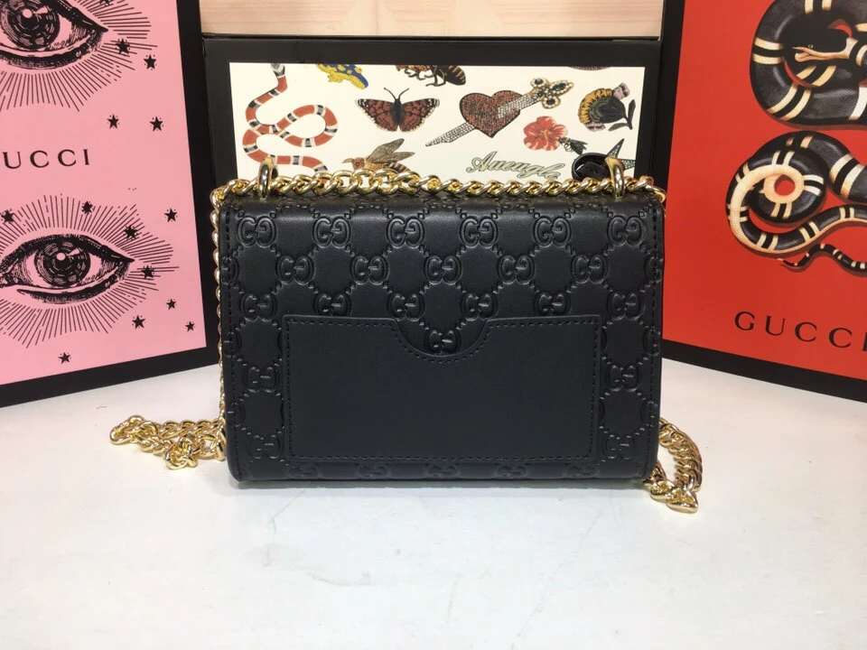 Gucci Padlock small Signature shoulder bag 409487 4 409487-3