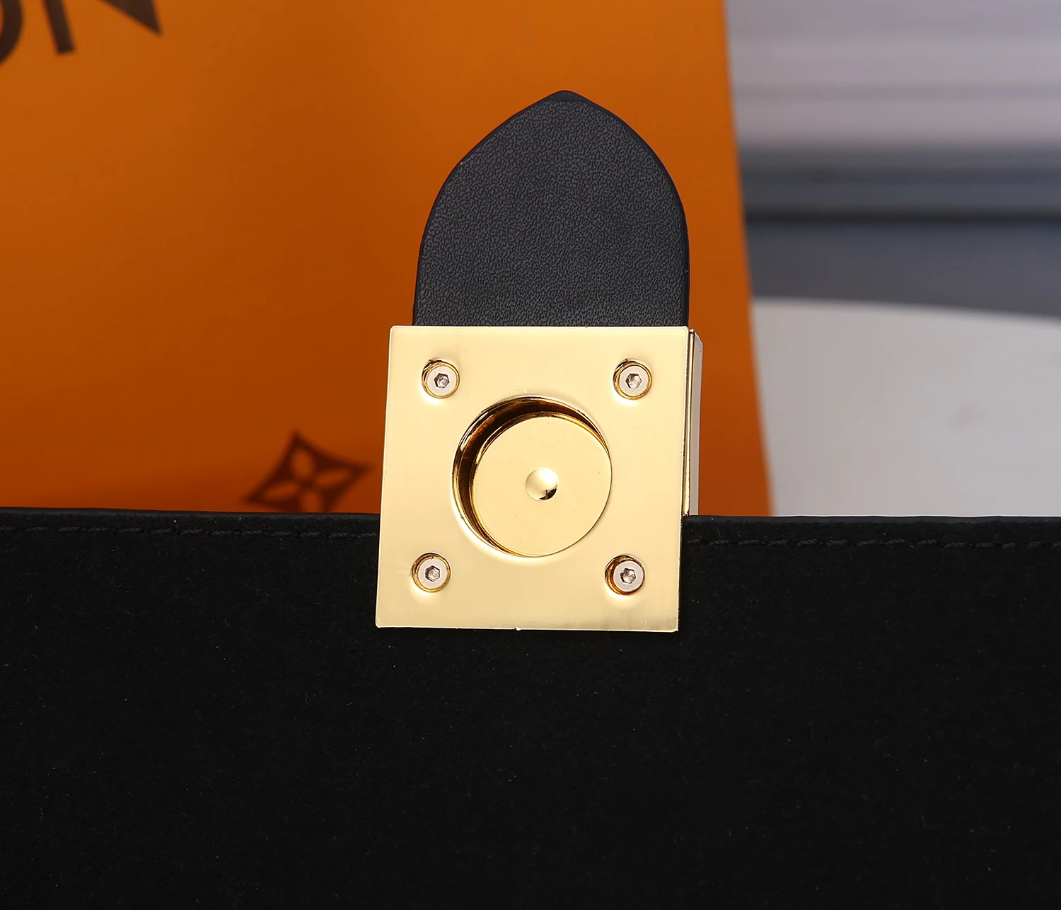 Louis Vuitton LOCKY BB 44141/44322 6 44141-6