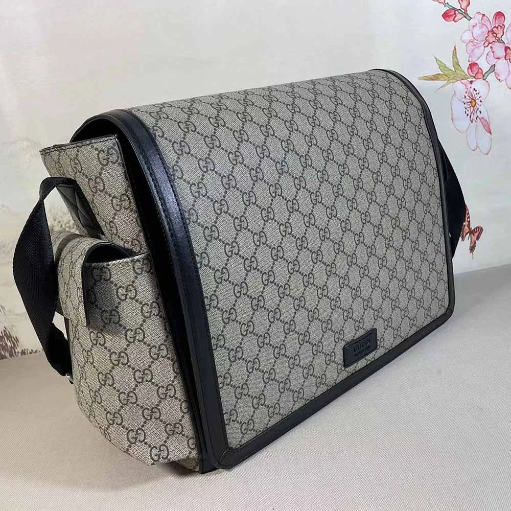 Gucci GG Supreme diaper bag Grey/Black 495909 2 495909-11
