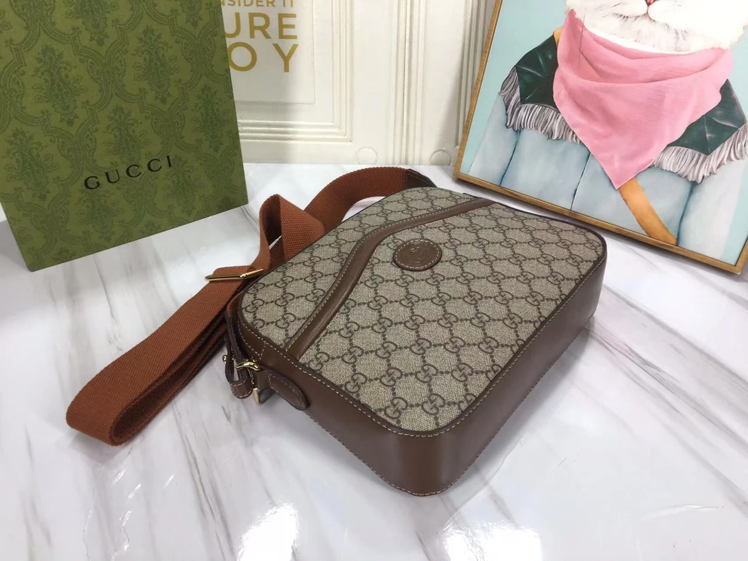 Gucci Messenger bag with Interlocking G 675891 6 675891-6-1