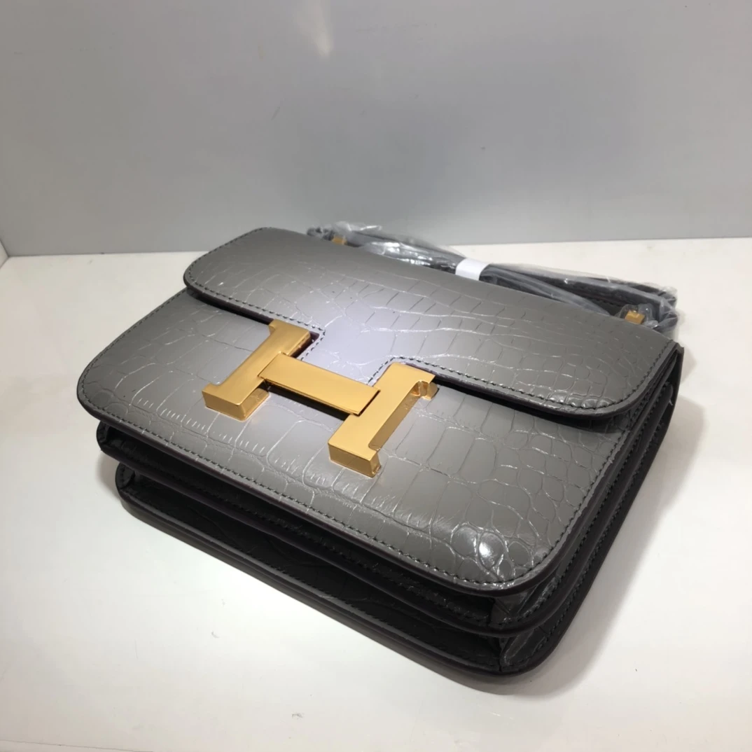 Hermes Constance Crocodile Leather Pattern Cross Body Bag 15 Cons