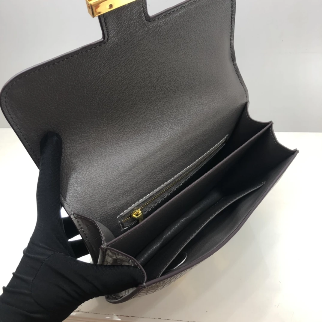 Hermes Constance Crocodile Leather Pattern Cross Body Bag 17 Cons