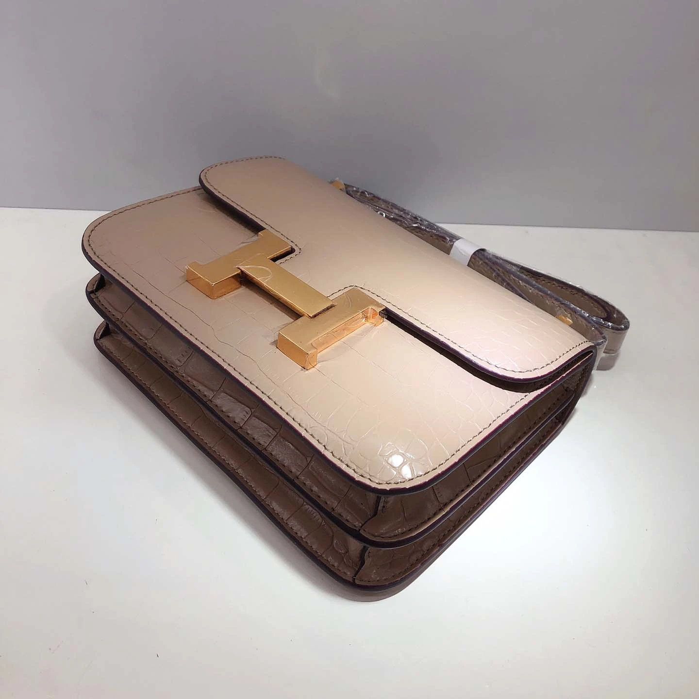 Hermes Constance Crocodile Leather Pattern Cross Body Bag 7 Cons