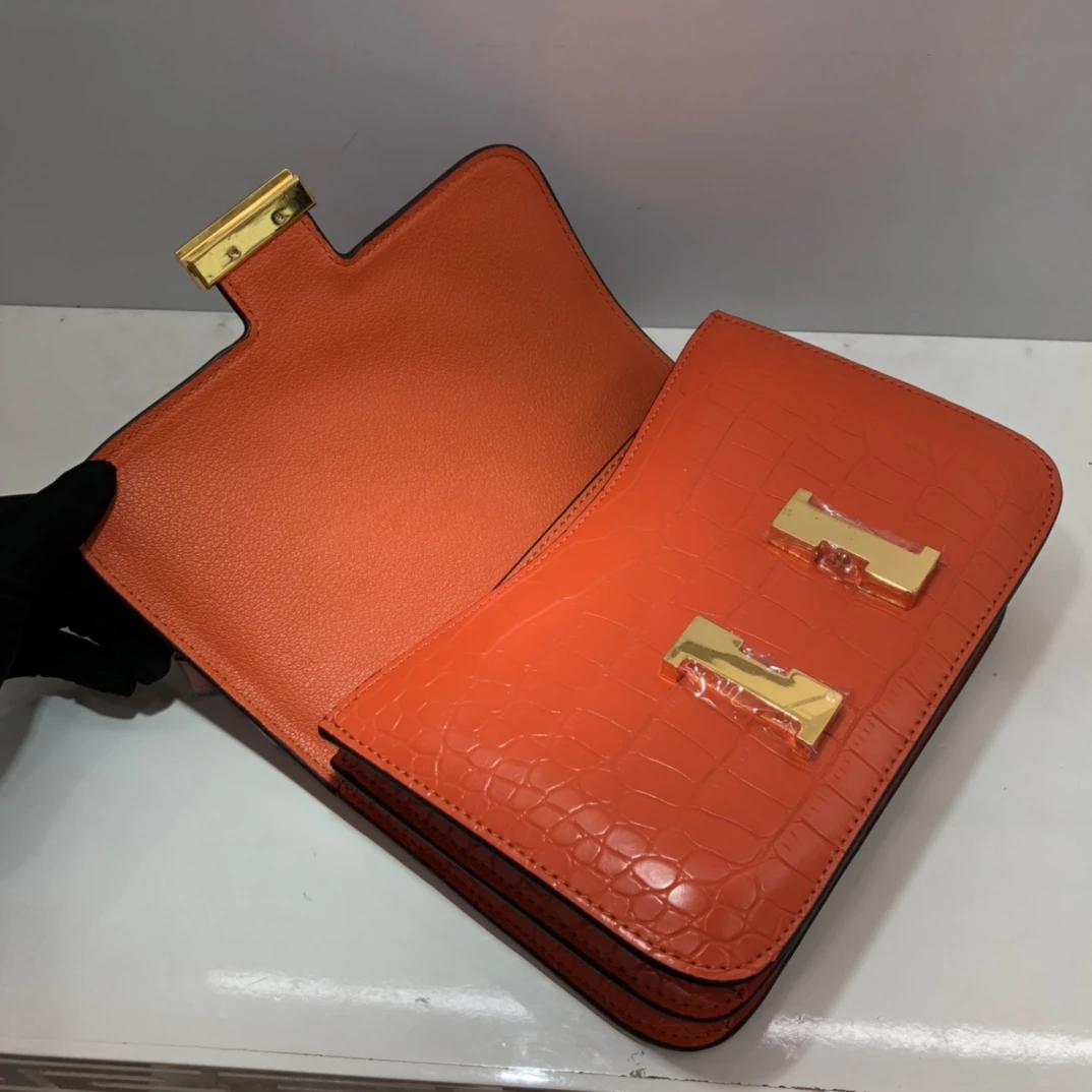 Hermes Constance Crocodile Leather Pattern Cross Body Bag 28 Cons