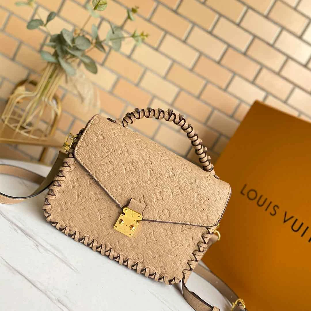 Louis Vuitton DIY-POCHETTE METIS M44881 WHITE/BLACK 16 DIY M