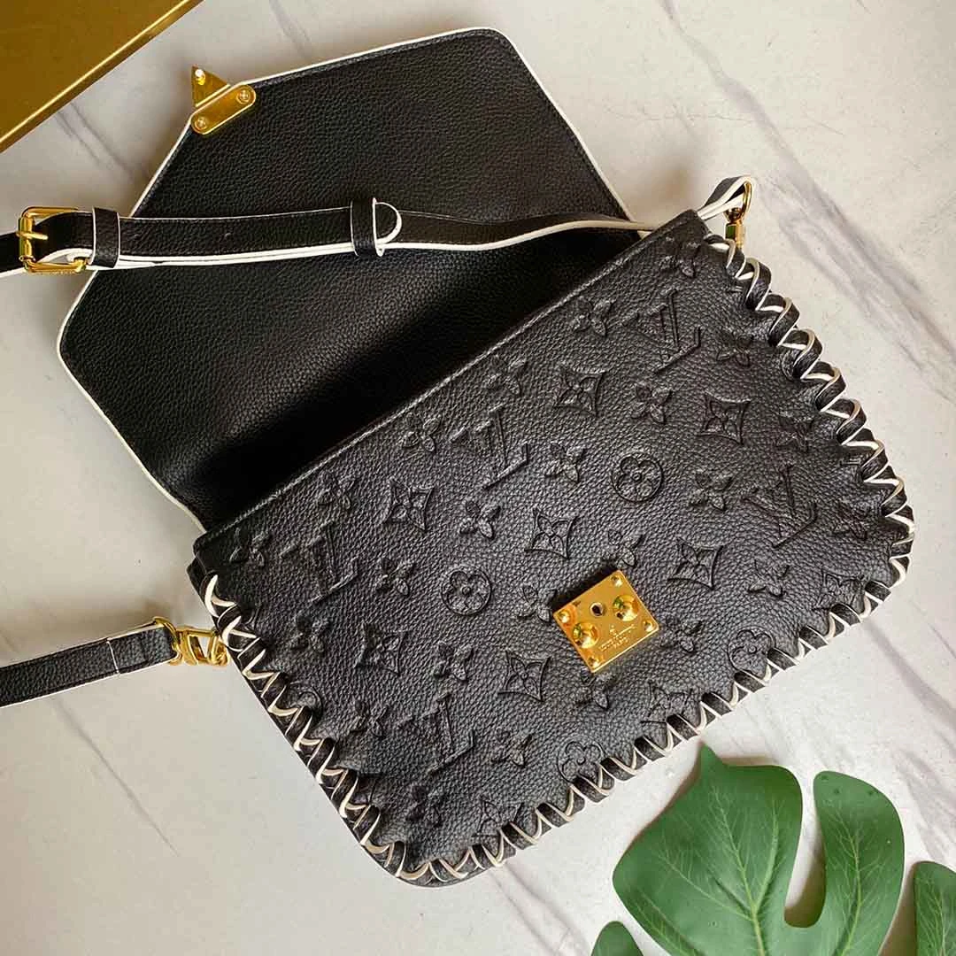 Louis Vuitton DIY-POCHETTE METIS M44881 WHITE/BLACK 23 DIY M