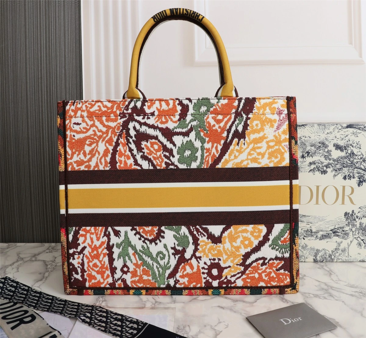 Dior Medium/Large Book Tote- 36/42cm 3 DR