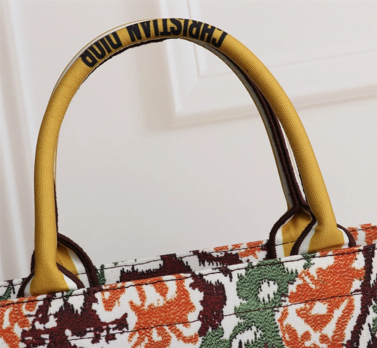 Dior Medium/Large Book Tote- 36/42cm 5 DR