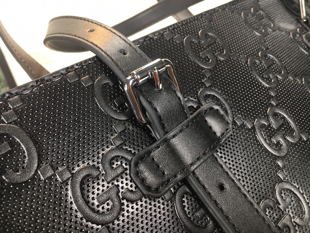 Gucci Double G embossed tote bag 5 EE