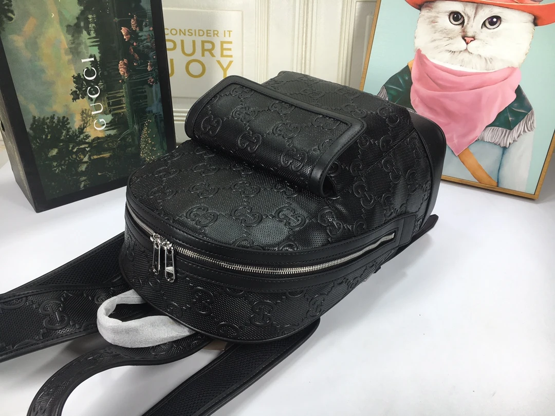 Gucci Double G embossed backpack 4 EE