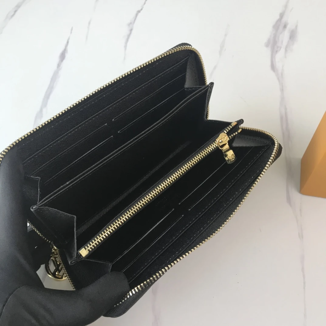 Louis Vuitton GAME ON ZIPPY WALLET M80323 Black/White 8 GAME ON ZIPPY WALLET M