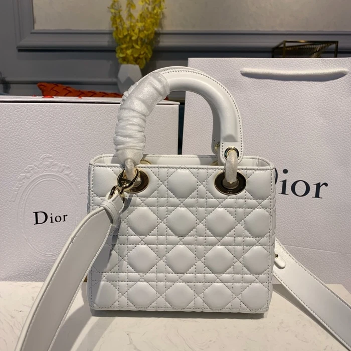 Dior AAA-Small Lady Bag 20cm 4 M
