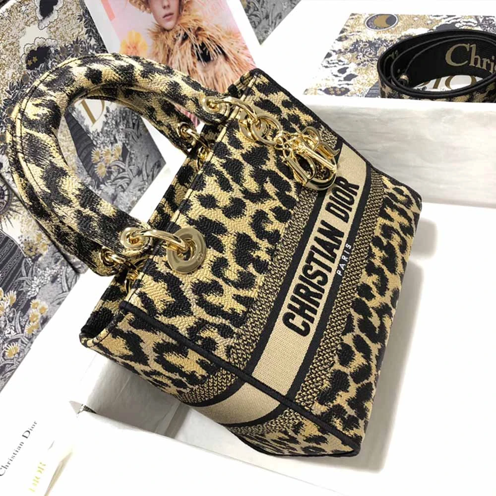 Dior AAA-Leopard Medium Lady D-Lite Bag M0566/Embroidery 5 M