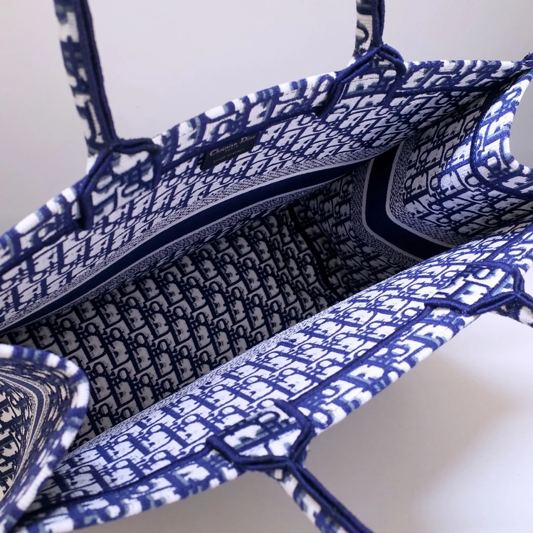 Dior Book Tote M1286 5 M