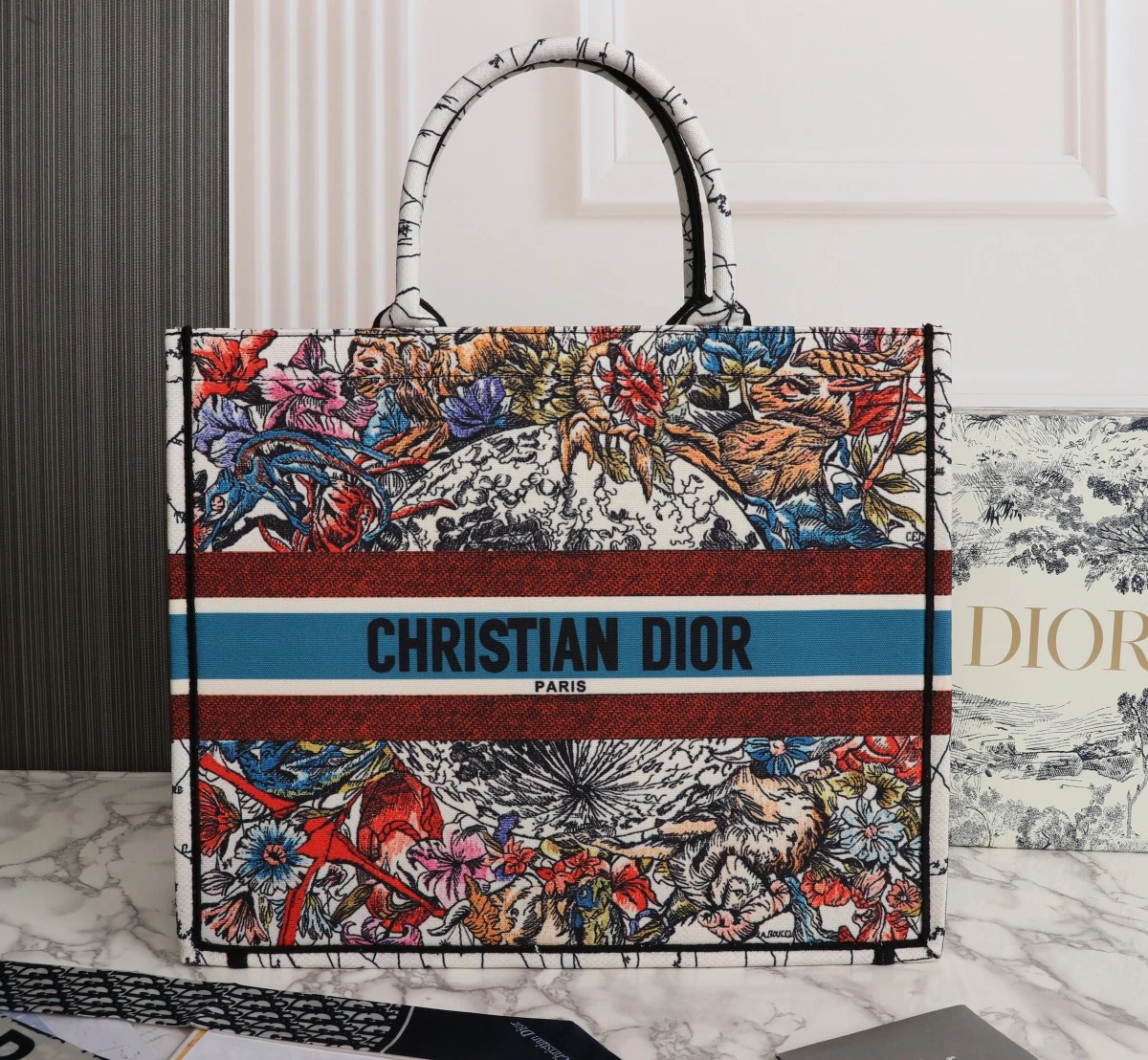Dior Latte Multicolor Medium/Large Book Tote- 36/42cm 1 MZW