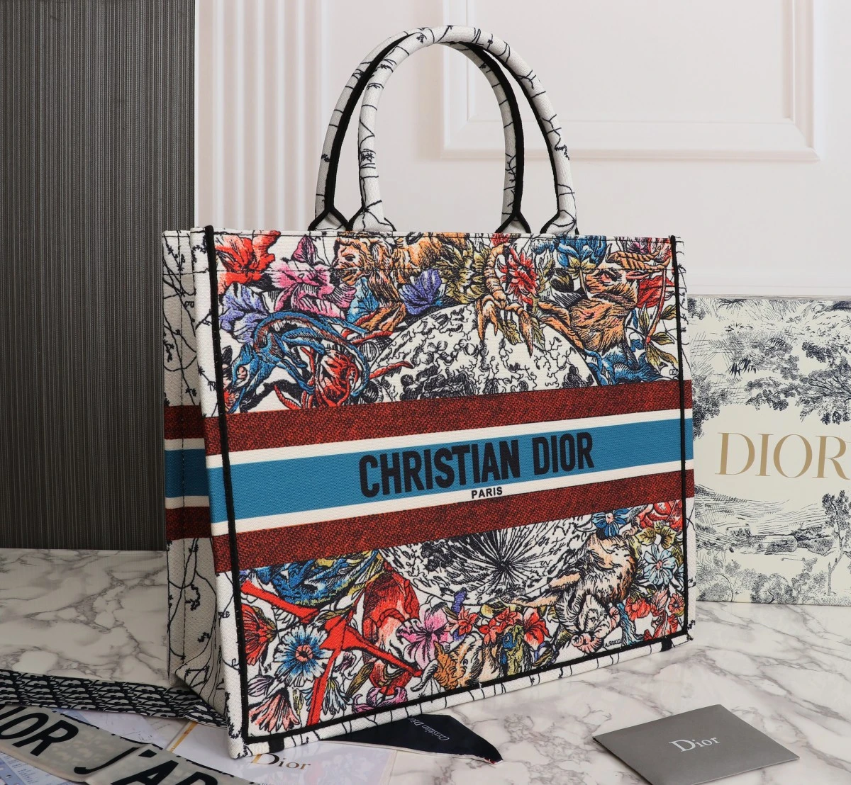 Dior Latte Multicolor Medium/Large Book Tote- 36/42cm 2 MZW