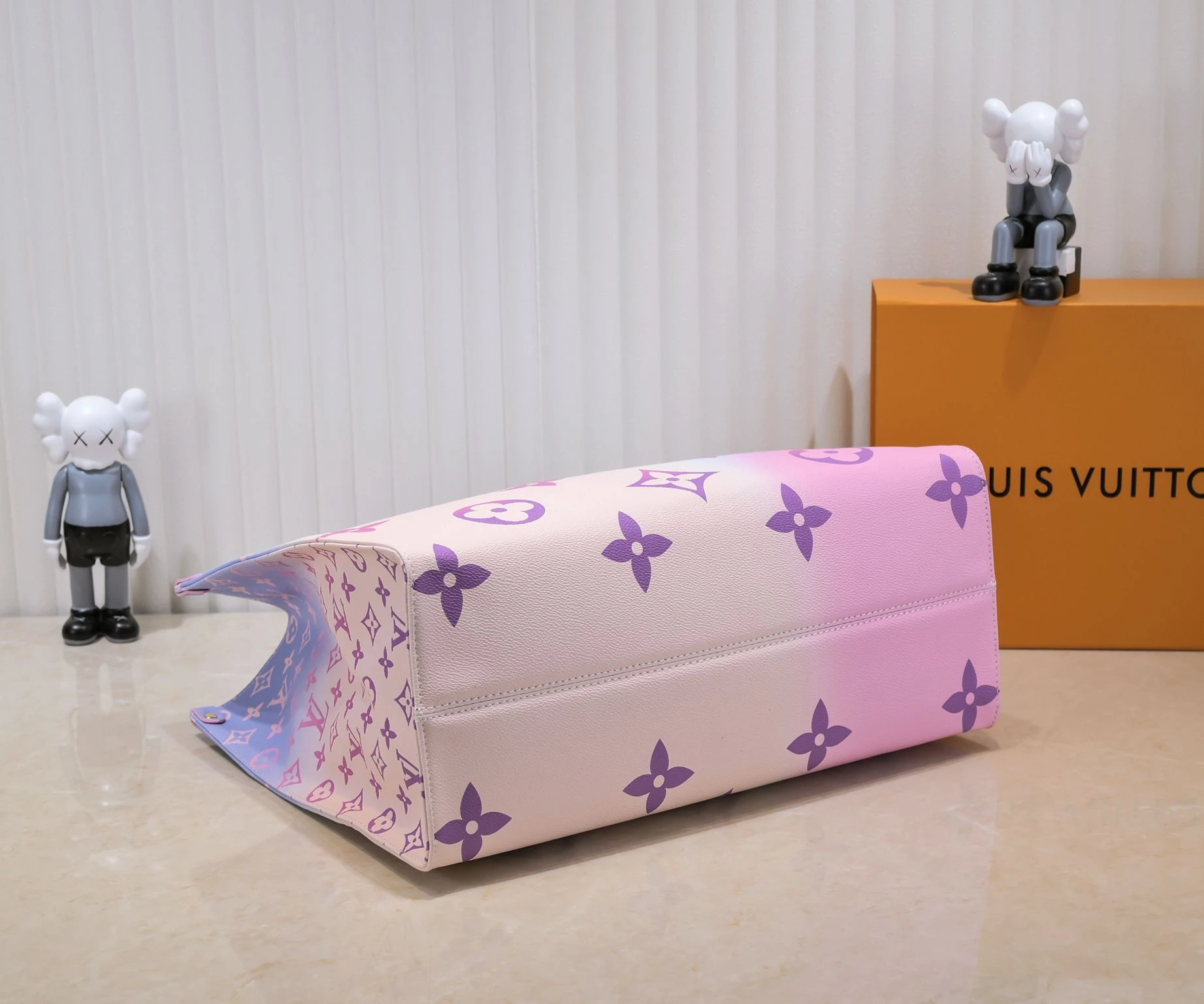 Louis Vuitton OnTheGo MM/GM tote Bag 5 MG