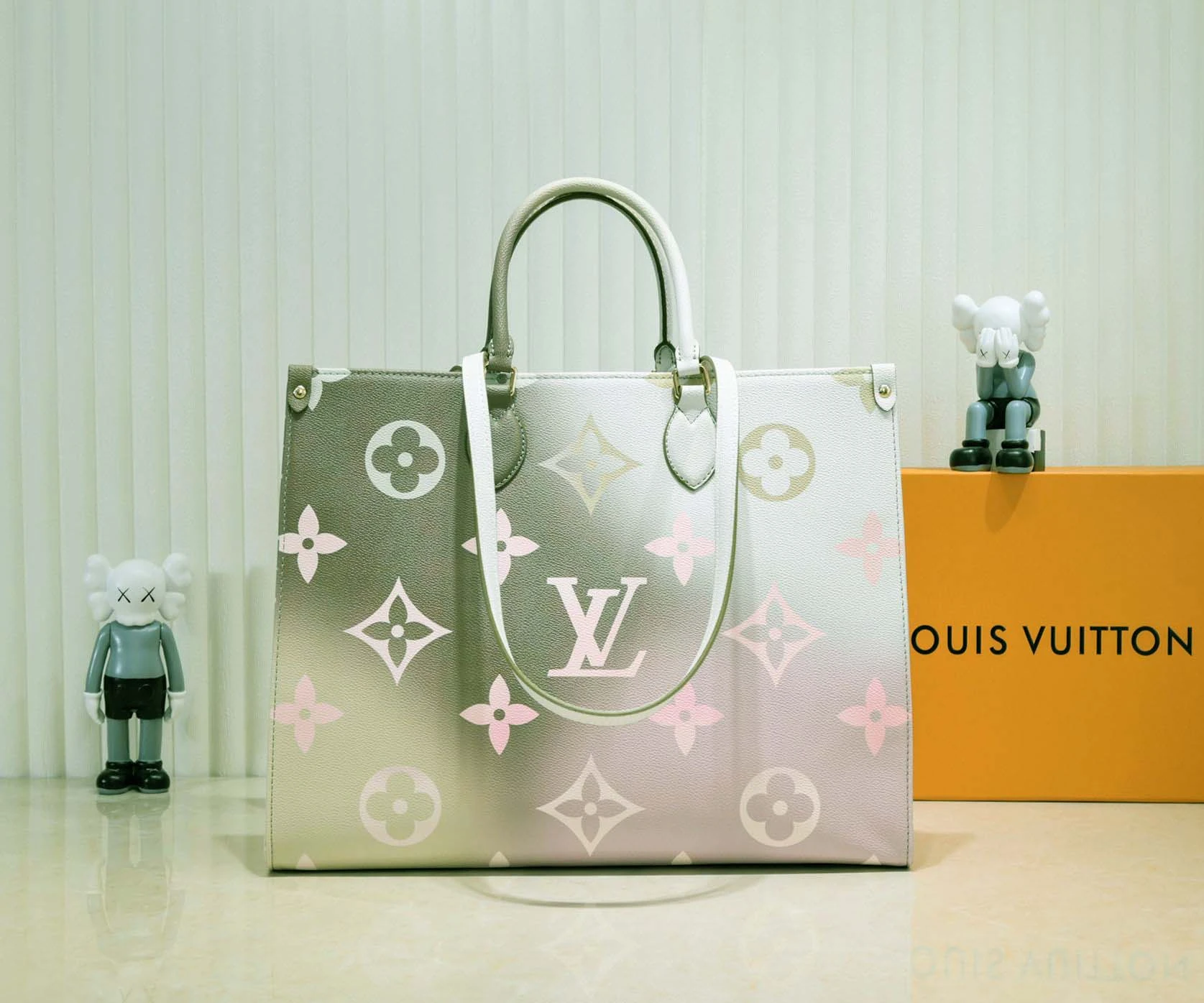 Louis Vuitton OnTheGo MM/GM tote Bag 6 MG
