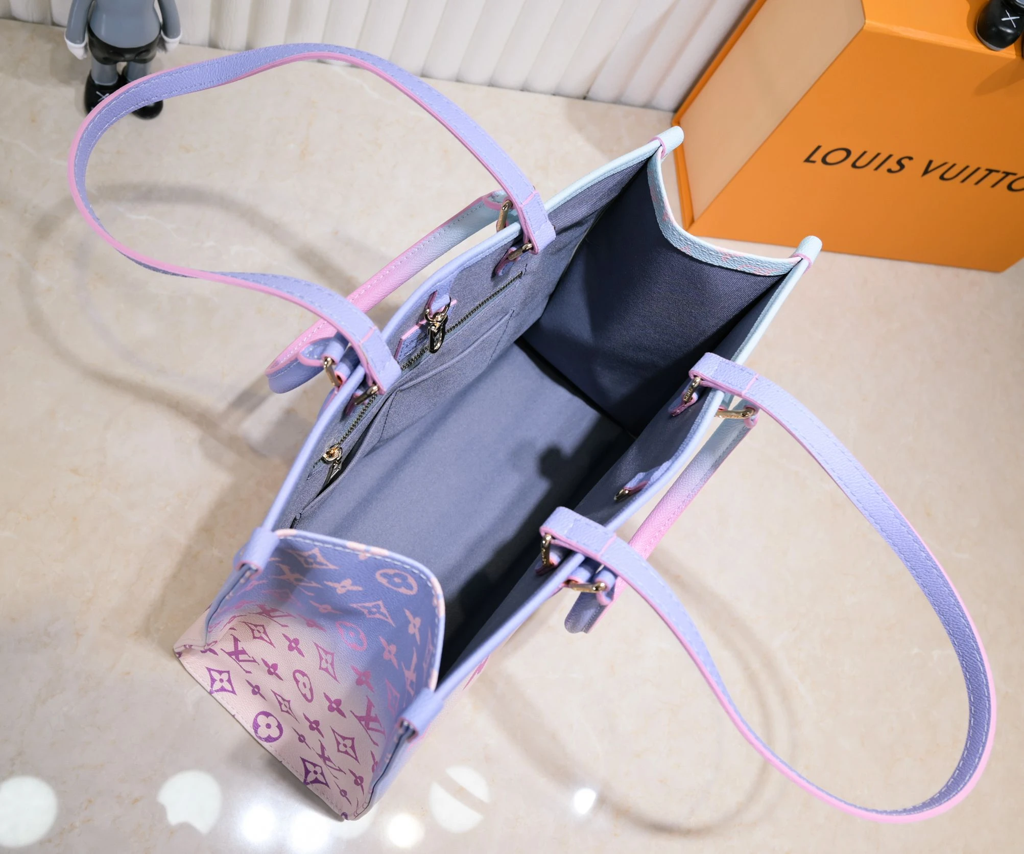 Louis Vuitton OnTheGo MM/GM tote Bag 13 MM