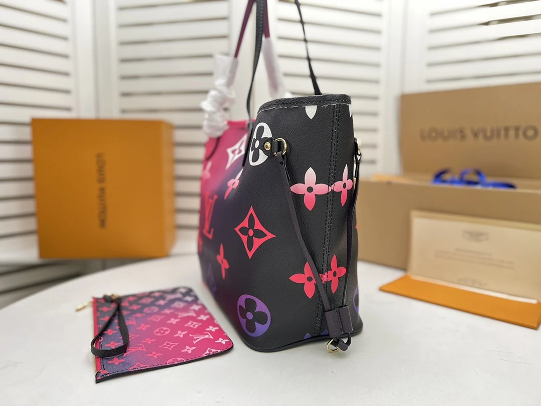 Louis Vuitton Neverfull MM tote- 3 Styles 2 M