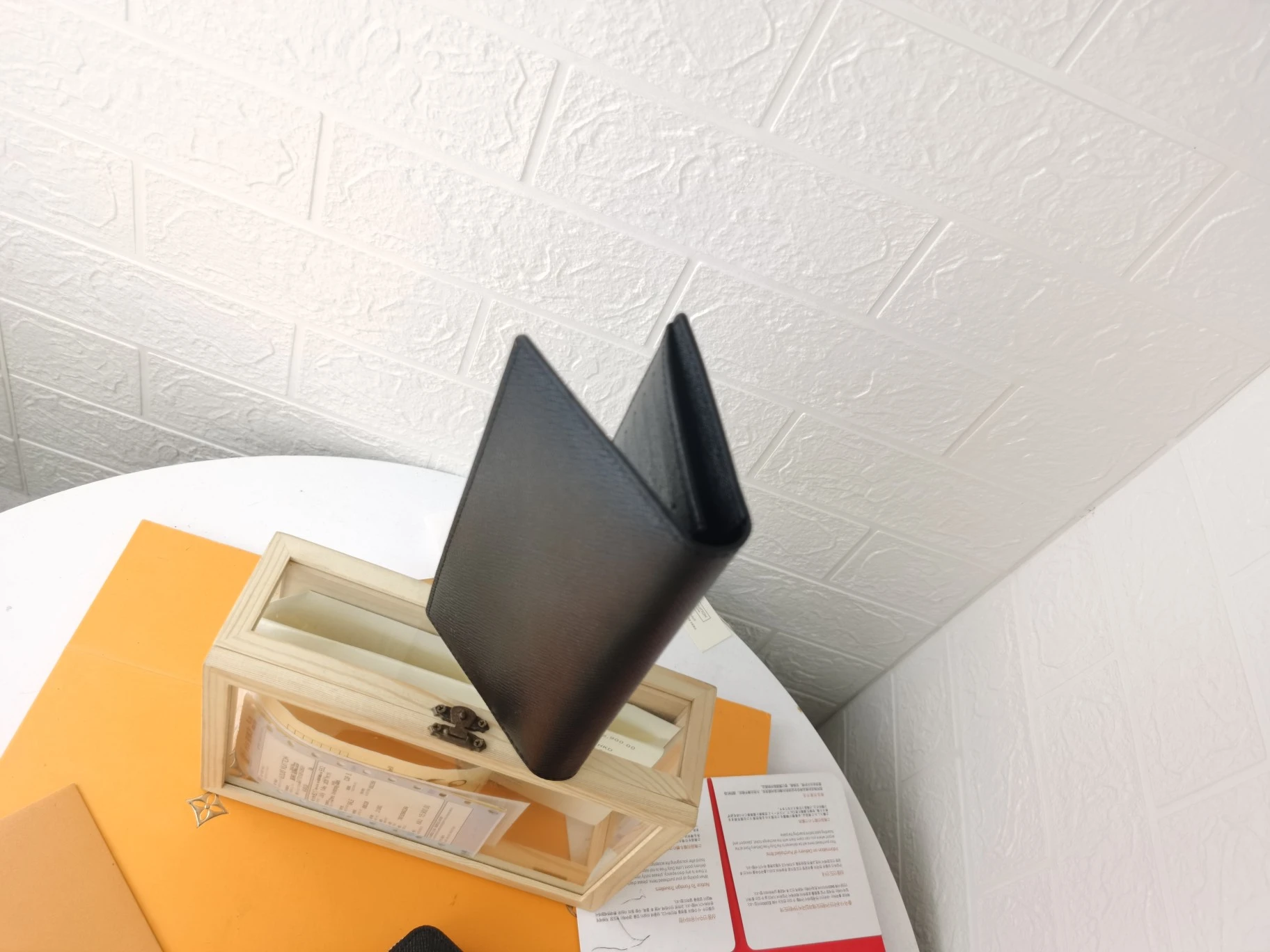 Louis Vuitton Brazza Wallet M30285 3 M