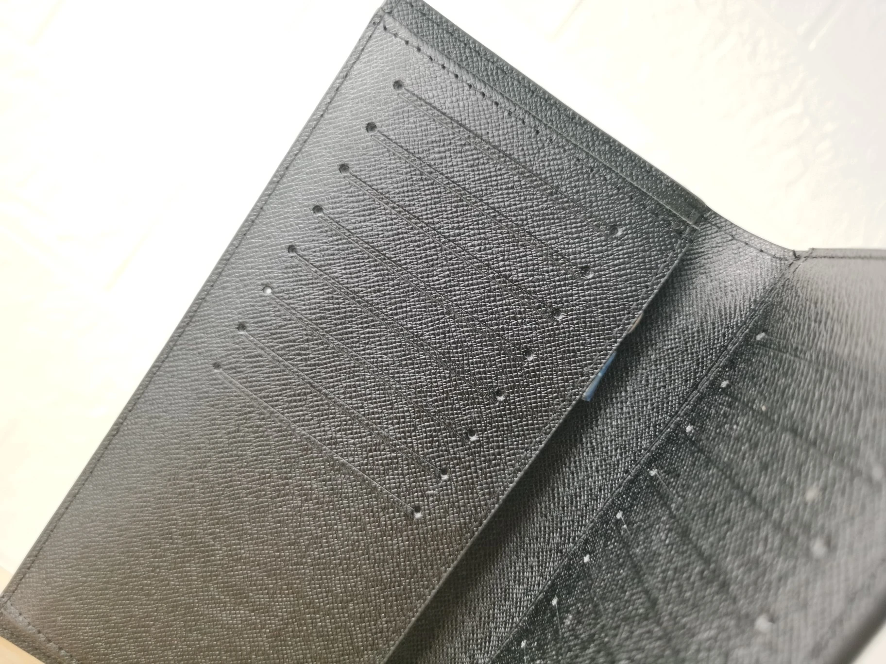 Louis Vuitton Brazza Wallet M30285 7 M