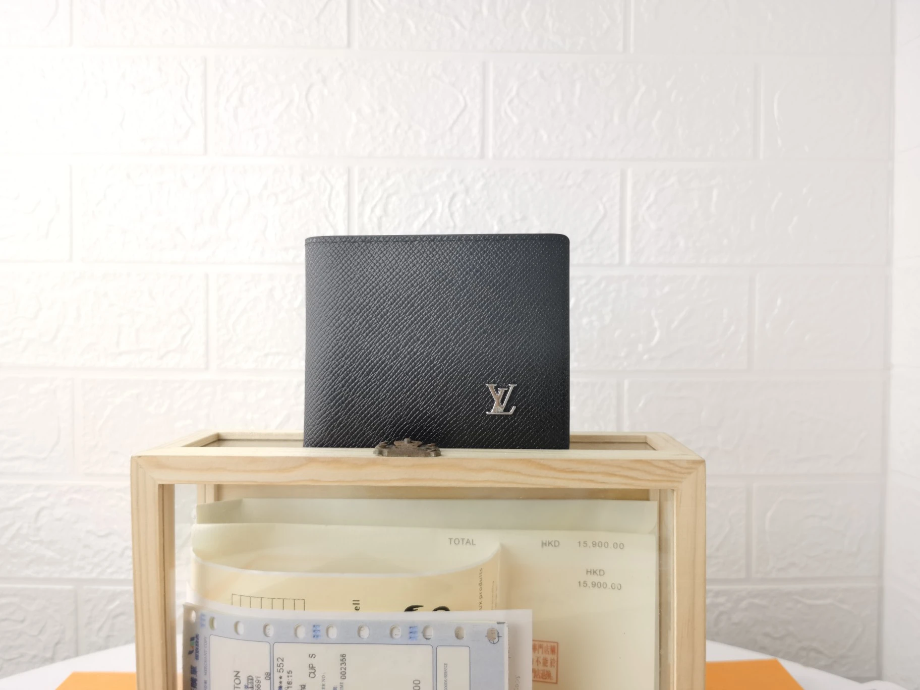 Louis Vuitton MULTIPLE WALLET M30530 1 M